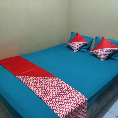 Oyo 90041 Hotel Sinar Lumayan Syariah Balikpapan  Exteriér fotografie